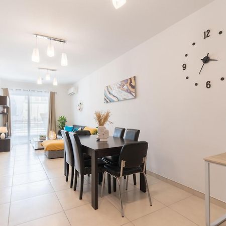 2 Bedroom In Central St Julians Prime Location In Paceville Apt 3 By Vaganza Saint Julian's エクステリア 写真