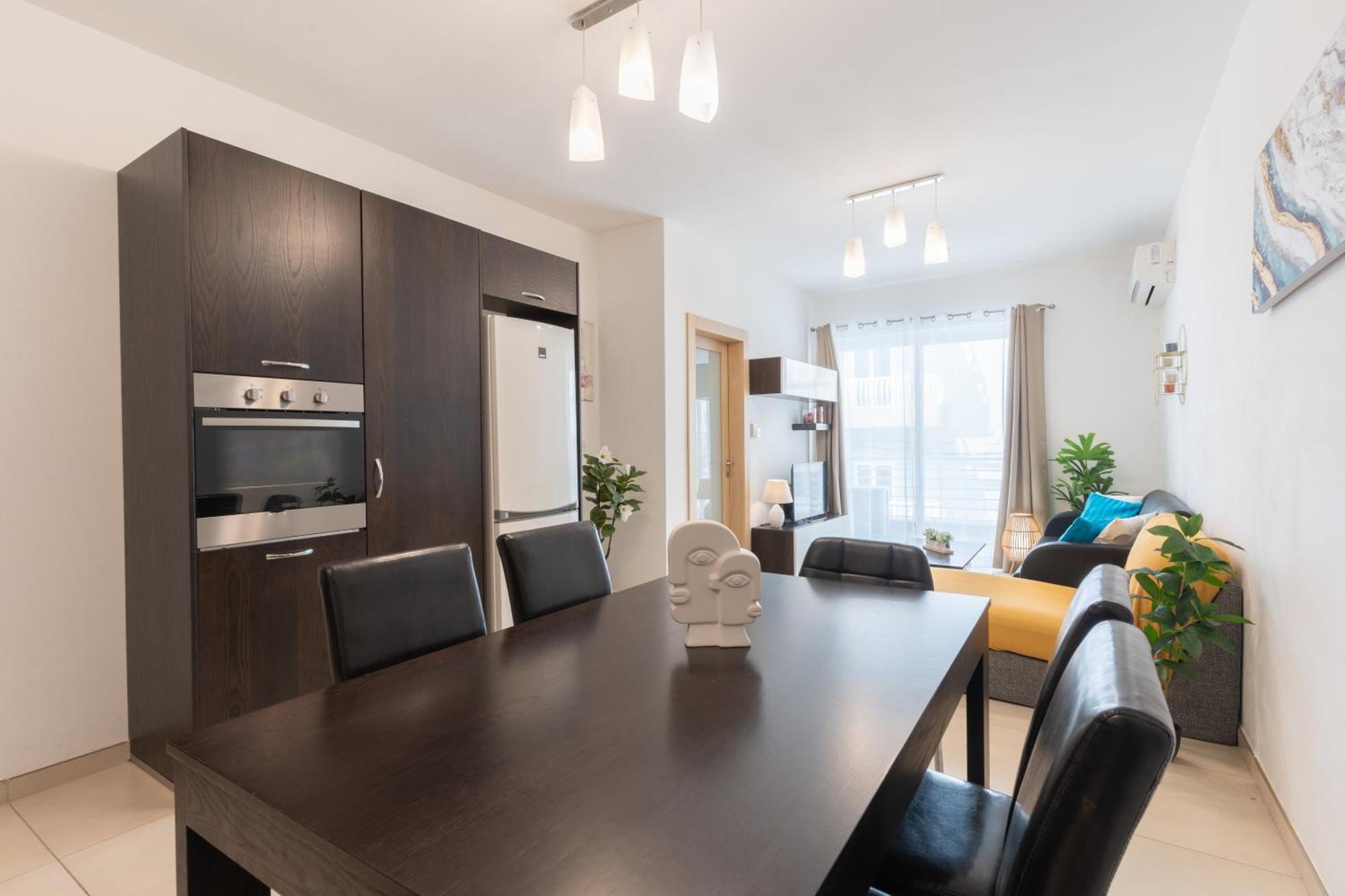 2 Bedroom In Central St Julians Prime Location In Paceville Apt 3 By Vaganza Saint Julian's エクステリア 写真