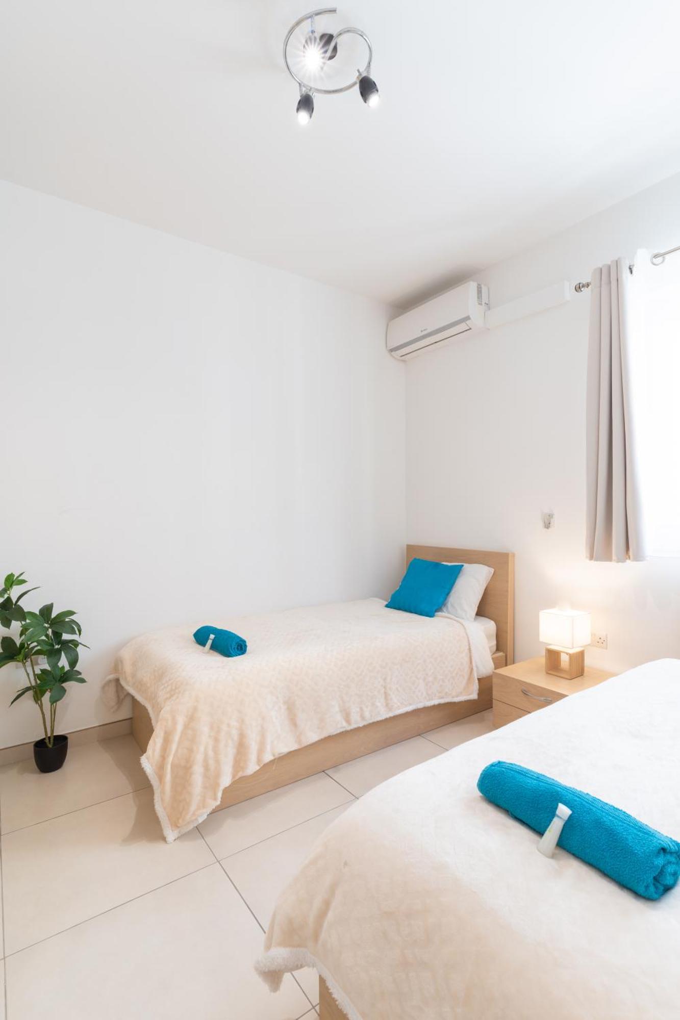 2 Bedroom In Central St Julians Prime Location In Paceville Apt 3 By Vaganza Saint Julian's エクステリア 写真