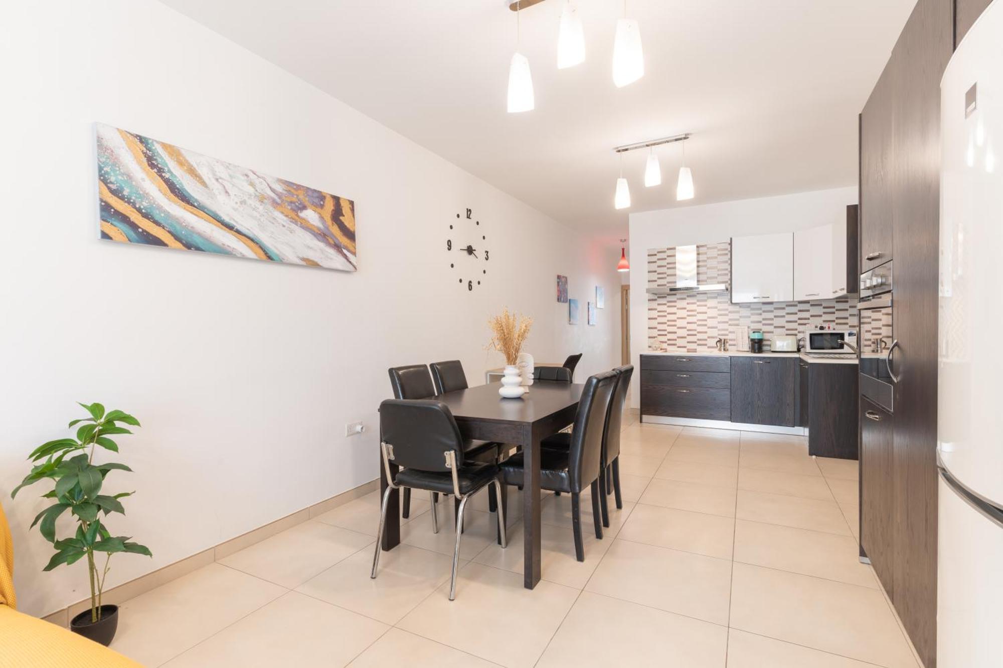 2 Bedroom In Central St Julians Prime Location In Paceville Apt 3 By Vaganza Saint Julian's エクステリア 写真