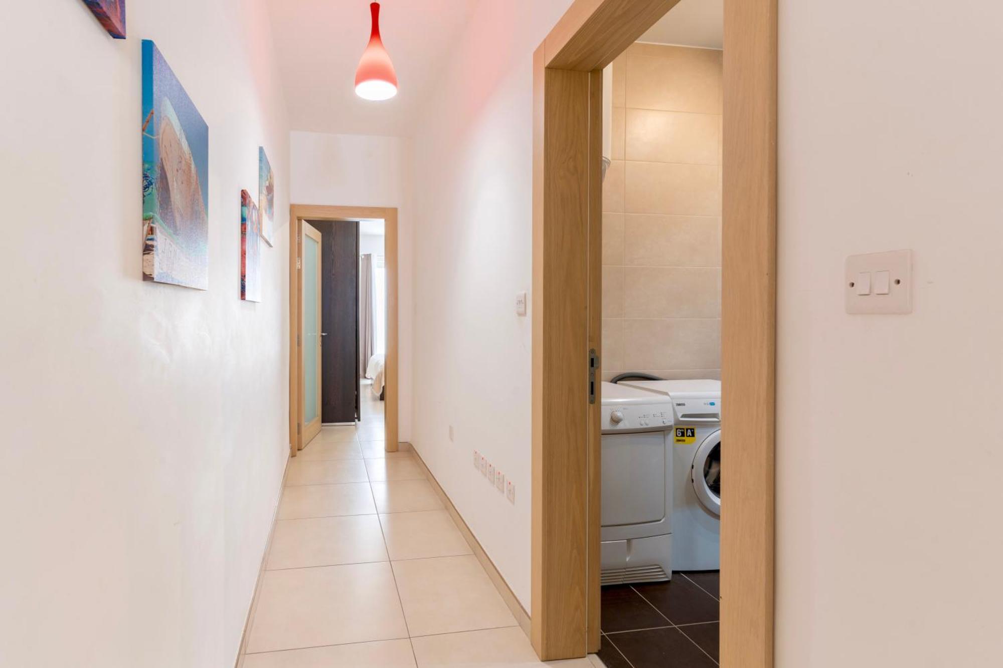2 Bedroom In Central St Julians Prime Location In Paceville Apt 3 By Vaganza Saint Julian's エクステリア 写真